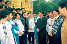 Expresidente vietnamita Tran Duc Luong: Un líder dedicado a la causa revolucionaria