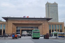 Puerta fronteriza internacional de Mong Cai. (Foto: baodautu.vn)
