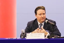 El embajador de Estados Unidos en Vietnam, Marc E. Knapper (Fotografía: VNA)