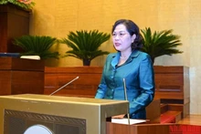 La gobernadora del Banco Estatal de Vietnam, Nguyen Thi Hong habla en el evento.