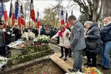 Familiares y amigos despiden a Madeleine Riffaud (Foto: VNA)