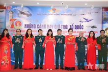 En el evento (Foto: qdnd.vn)