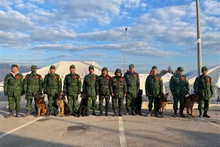 El equipo de perros rastreadores del del Ejército Popular de Vietnam (Fotografía: VNA)