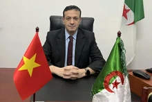 El encargado de Negocios de la Embajada de Argelia en Hanoi, Redha Oucher (Foto: VNA)