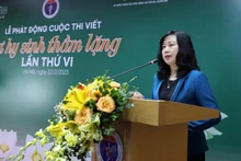 La ministra de Salud Pública, Dao Hong Lan, habla en el evento. (Fotografía: VGP)