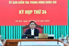 El jefe de la Comisión de Control Disciplinario del Comité Central del Partido Comunista de Vietnam, Tran Cam Tu, en el evento (Foto: VNA)