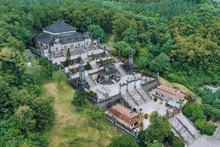 Mausoleo de Khai Dinh, cúspide de la arquitectura sepulcral de la dinastía vietnamita Nguyen