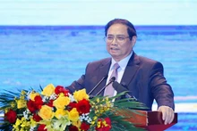 El primer ministro de Vietnam, Pham Minh Chinh, habla en el evento. (Fotografía: VTV)