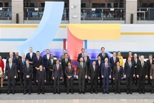 Los líderes de los países miembros de la Asean y la UE (Fotografía: VNA)