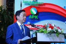 El viceprimer ministro vietnamita Tran Hong Ha interviene en el acto. (Foto: VGP)