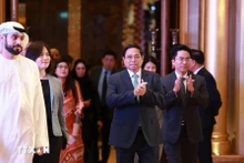 [Foto] Primer ministro se reúne con comunidad vietnamita en EAU