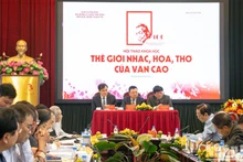 [Foto] Seminario científico "El mundo de la música, la pintura y la poesía de Van Cao" 