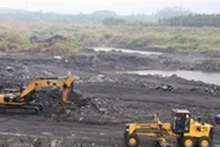Laos anuncia severas multas para infractores de normas mineras