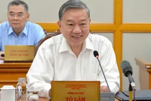 El secretario general del Partido Comunista de Vietnam, To Lam, preside la reunión (Foto: VNA)