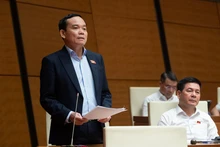  El viceprimer ministro Tran Luu Quang en el evento. (Fotografía: baophapluat.vn)