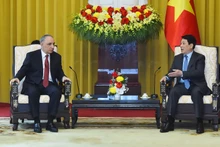 [Foto] Presidente vietnamita recibe al fiscal general de Azerbaiyán