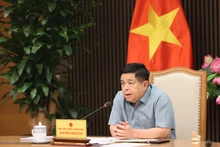 El viceprimer ministro Nguyen Chi Dung habla en el evento (Foto: VGP)