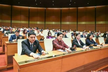 Parlamento vietnamita aprueba resoluciones sobre importantes proyectos ferroviarios