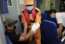 Jamandron Mafred Tagle, tripulante filipino del buque de BERGE DAISEN, sufre accidente laboral. (Fotografía: VNA)
