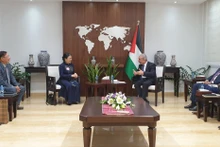 La delegación vietnamita se reúne con el primer ministro palestino, Mohammad Ibrahim Shtayyeh. (Fotografía: thoidai.com.vn)