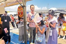 Visitantes japoneses en el Festival. (Foto:VNA)