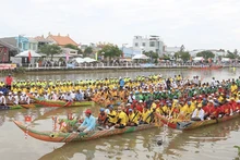 Una regata de barco Ngo