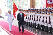 [Foto] Presidente de Vietnam asiste a 70º aniversario de la fundación de la Armada Popular de Vietnam
