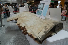 En el evento se exhibe una parte del ala del MH370. (Foto: VNA) 
