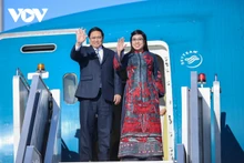 El primer ministro de Vietnam, Pham Minh Chinh, y su esposa. (Foto: VOV)