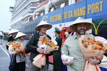 Casi dos mil turistas de nacionalidades europeas y americanas llegaron a bordo del crucero Noordam (Foto: VNA)