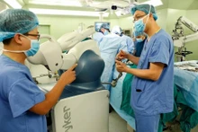 70 años del Día Nacional del Médico: Vietnam domina tecnologías sanitarias avanzadas