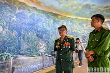 [Foto] Admiran pintura panorámica sobre histórica campaña de Dien Bien Phu