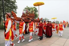 Procesión de palanquín en el Templo de los Reyes Hung. (Foto: VNA)