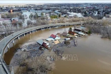 Las inundaciones en Oremburgo, Rusia, el 13 de abril de 2024. (Foto: AFP/VNA)