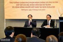 El primer ministro de Vietnam, Pham Minh Chinh, habla en el encuentro. (Foto: Nhan Dan)