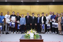 Las autoridades de Da Nang y la delegación brasileña (Foto: VNA) 