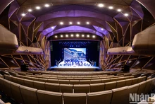 [Foto] La impresionante arquitectura del teatro más moderno de Vietnam