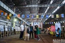 [Foto] Abren espacio artístico de fábrica de trenes de Gia Lam 