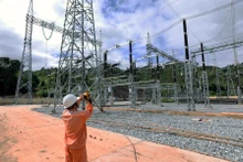 Majestuosa imagen de la central hidroeléctrica de Ialy