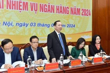 El vicegobernador del Banco Estatal de Vietnam, Dao Minh Tu, en la conferencia de prensa (Foto: qdnd.vn)