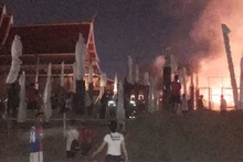 Se produjo un incendio en la capital, Vientiane, debido al prolongado clima cálido y seco. (Foto: Nhandan)