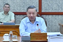 [Foto] Máximo dirigente vietnamita preside reunión del Buró Político sobre planificación de Ciudad Ho Chi Minh