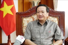 El embajador de Hanói en Vientián, Nguyen Ba Hung (Foto:VNA)