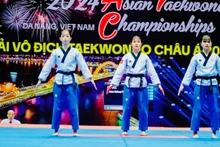 La atleta vietnamita Chau Tuyet Van y sus compañeras (Foto: sggp.org.vn)