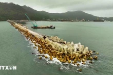 El proyecto del rompeolas del puerto de Chan May. (Foto: VNA)