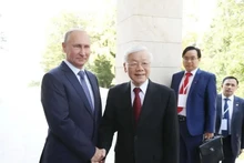 El presidente ruso, Vladimir Putin, recibió al secretario general del PCV, Nguyen Phu Trong, quien realizó en una visita oficial a Rusia (6 de septiembre de 2018). (Foto: VNA)