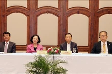 La miembro del Buró Político, permanente del Secretariado, jefa de la Comisión de Organización del Comité Central y titular de la agrupación, Truong Thi Mai, en el evento (Foto:VNA)
