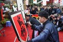 La caligrafía, una hermosa costumbre en el Año Nuevo Lunar en Vietnam