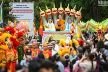 [Foto] Miles de budistas asisten a Festival de Quan The Am en ciudad vietnamita