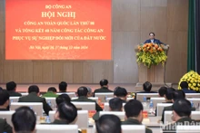 El primer ministro de Vietnam, Pham Minh Chinh, habla en la cita (Foto: Nhan Dan)